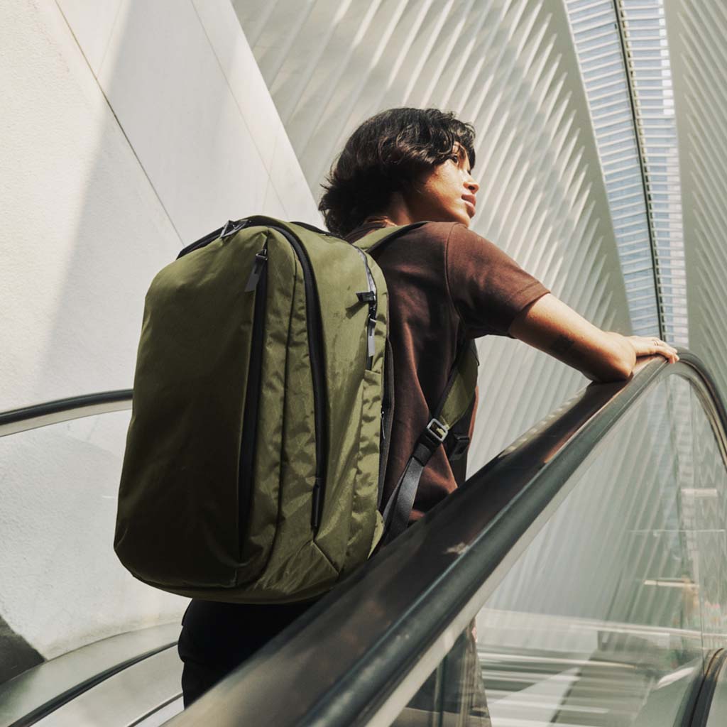 Metro Backpack Pro Alpaka AA010520506 Backpacks 24L / Olive Green | X-Pac VX42