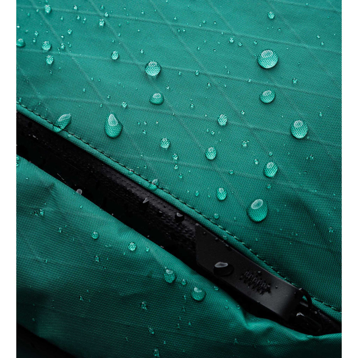 Metro Crossbody | Left Shoulder Alpaka AA010551103 Sling Bags One Size / Cadmium Green | X-Pac VX21