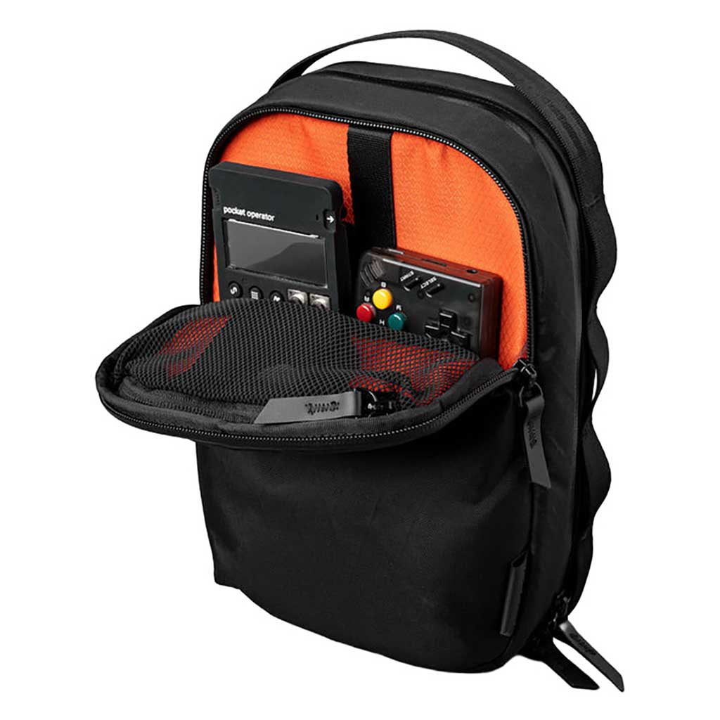 Metro Sling Max Alpaka AD010670106 Sling Bags 3L / Black | X-Pac VX42