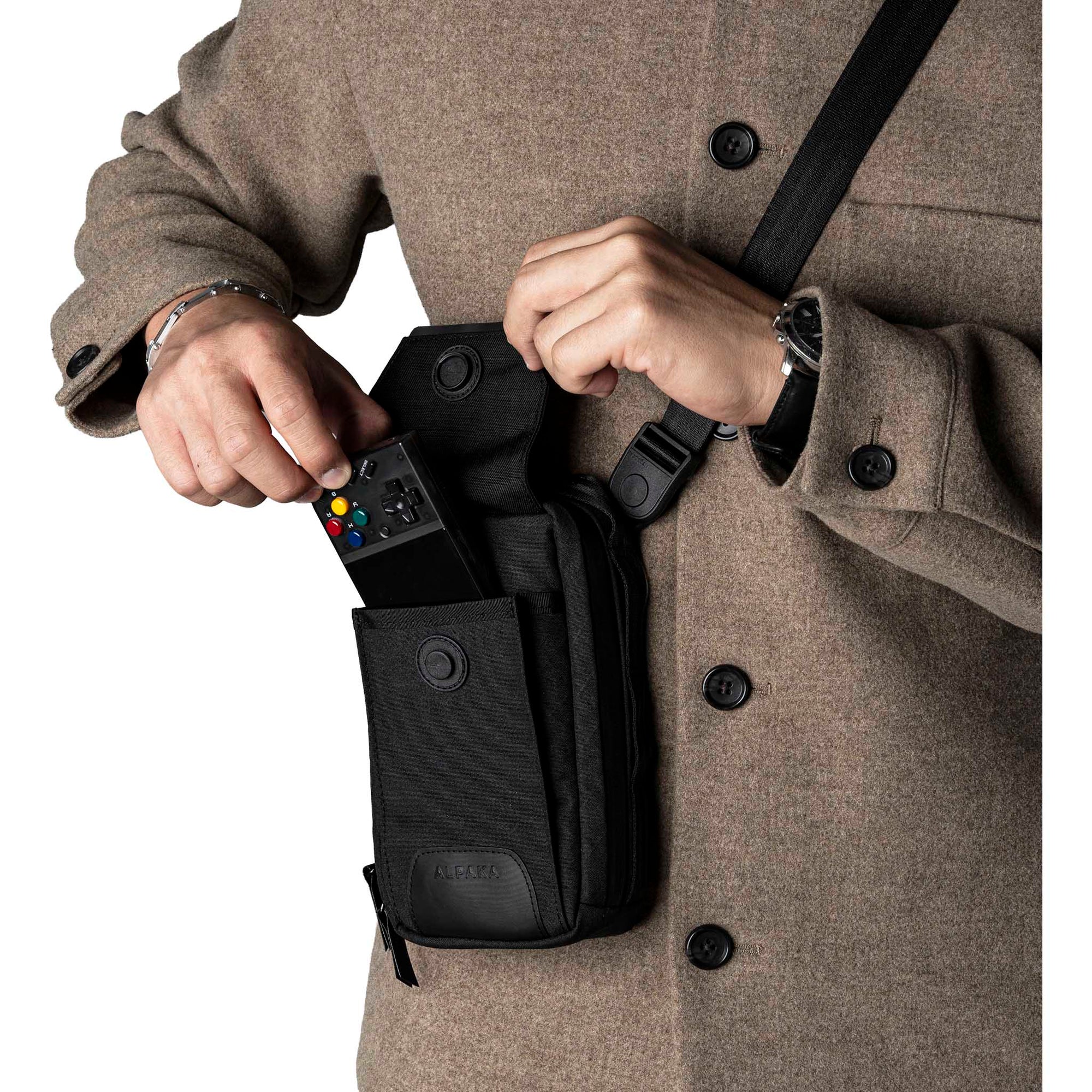 ALPAKA Modular Sling（ブラックAxogrid 300D） Alpaka | Modular Sling V2 | Sling Bag | Black | Axogrid 300D
