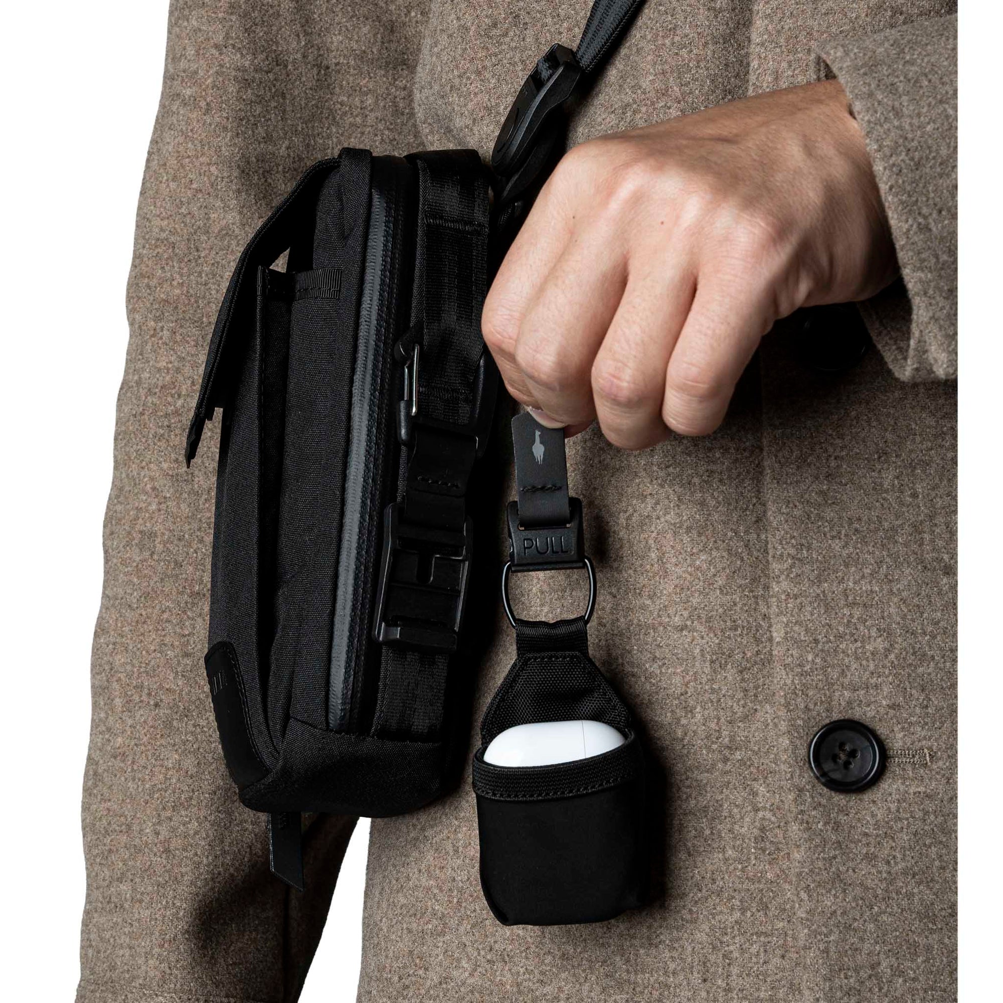 Alpaka | Modular Sling V2 | Sling Bag | Black | Axogrid 300D