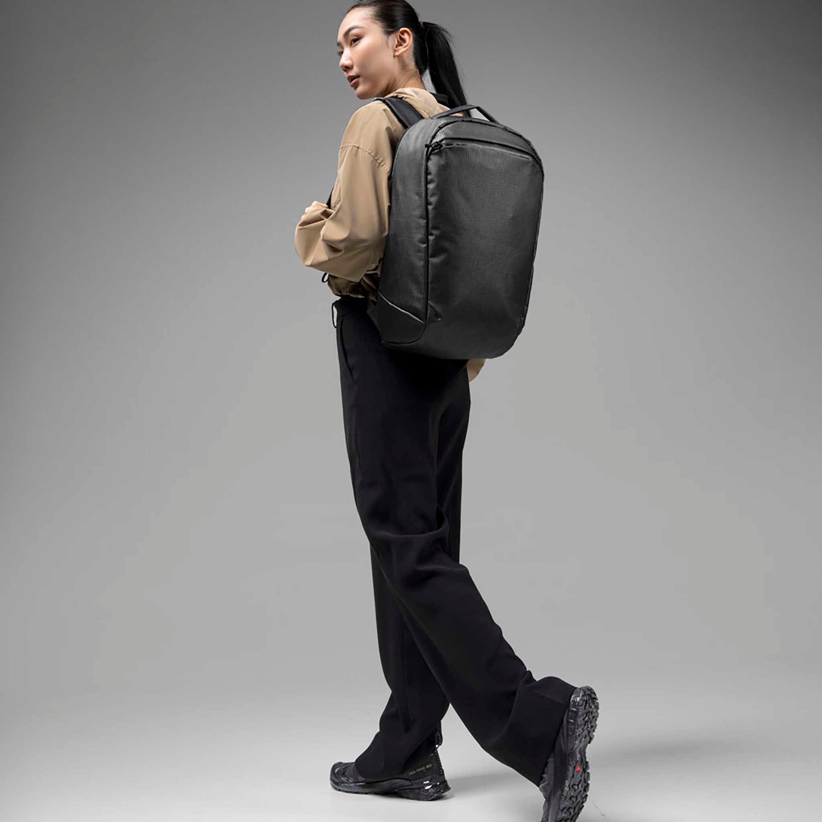 Momentum Backpack Alpaka AD011000132 Backpacks 22L / Axodyne Hybrid Black
