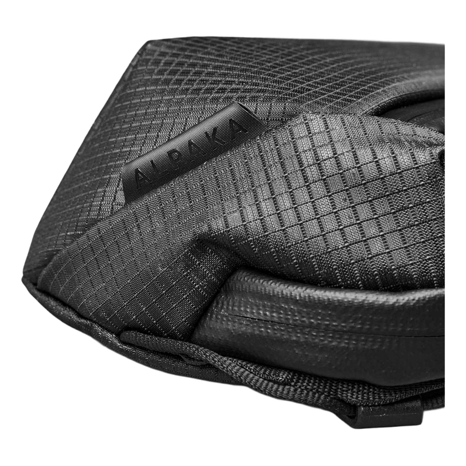 Momentum Sling Alpaka AD010950132 Sling Bags One Size / Axodyne Hybrid Black