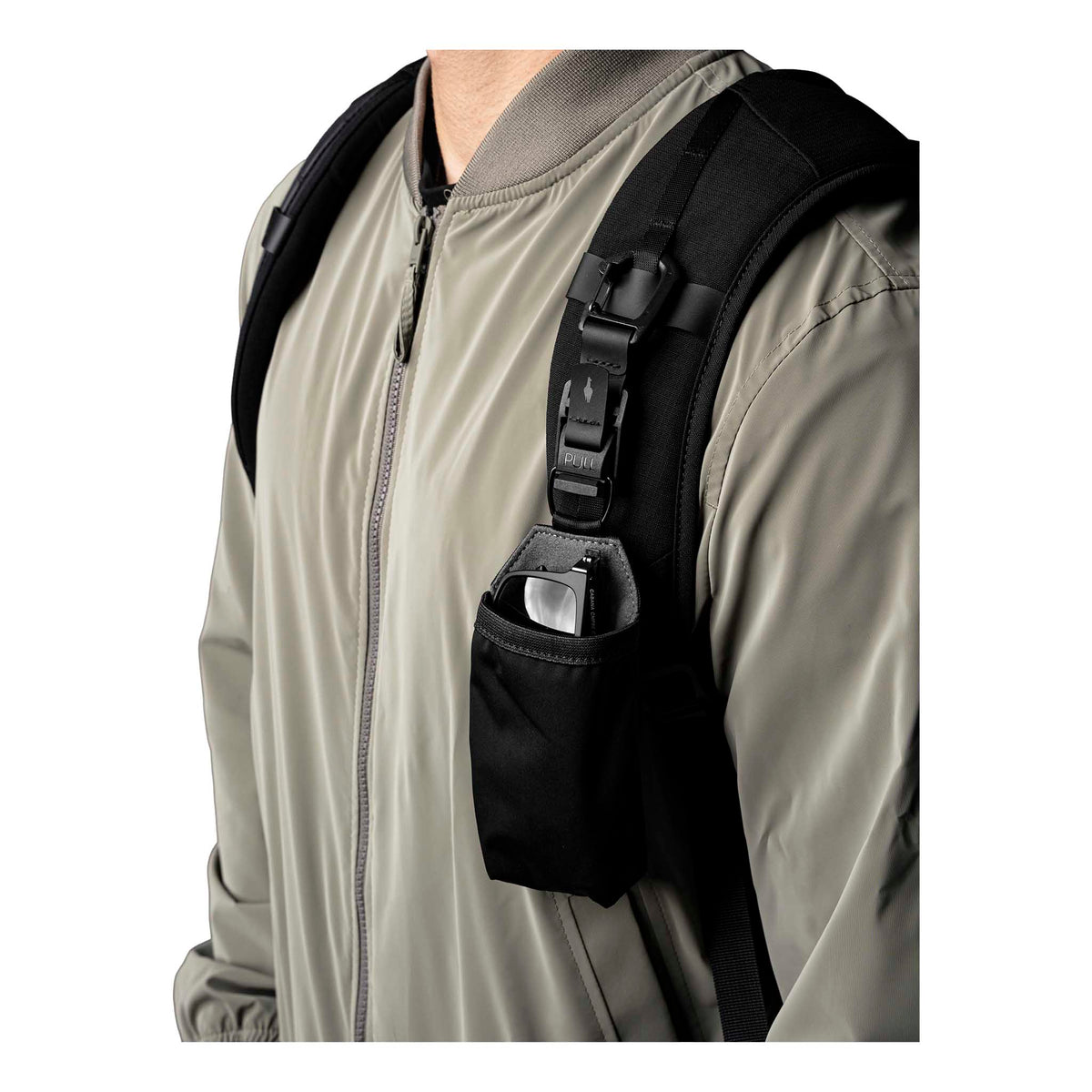 Traverse Backpack 30L Alpaka AA010860124 Backpacks 30L / Black | Axoflux 400D