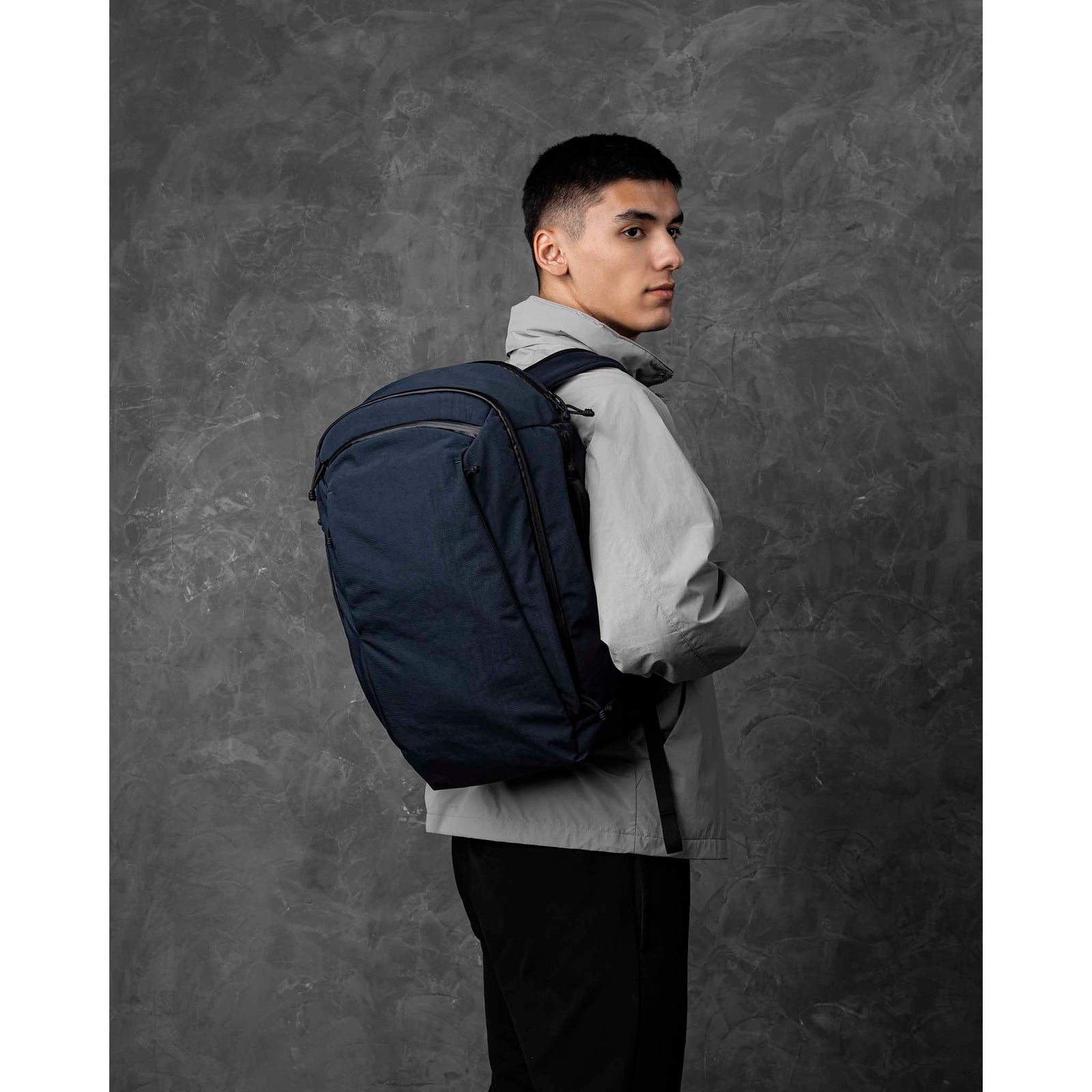 Traverse Backpack 30L Alpaka AA010860624 Backpacks 30L / Blue | Axoflux 400D