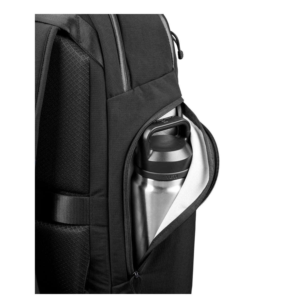 Traverse Backpack 38L Alpaka AA010900124 Backpacks 38L / Black Axoflux 400D Ripstop Nylon