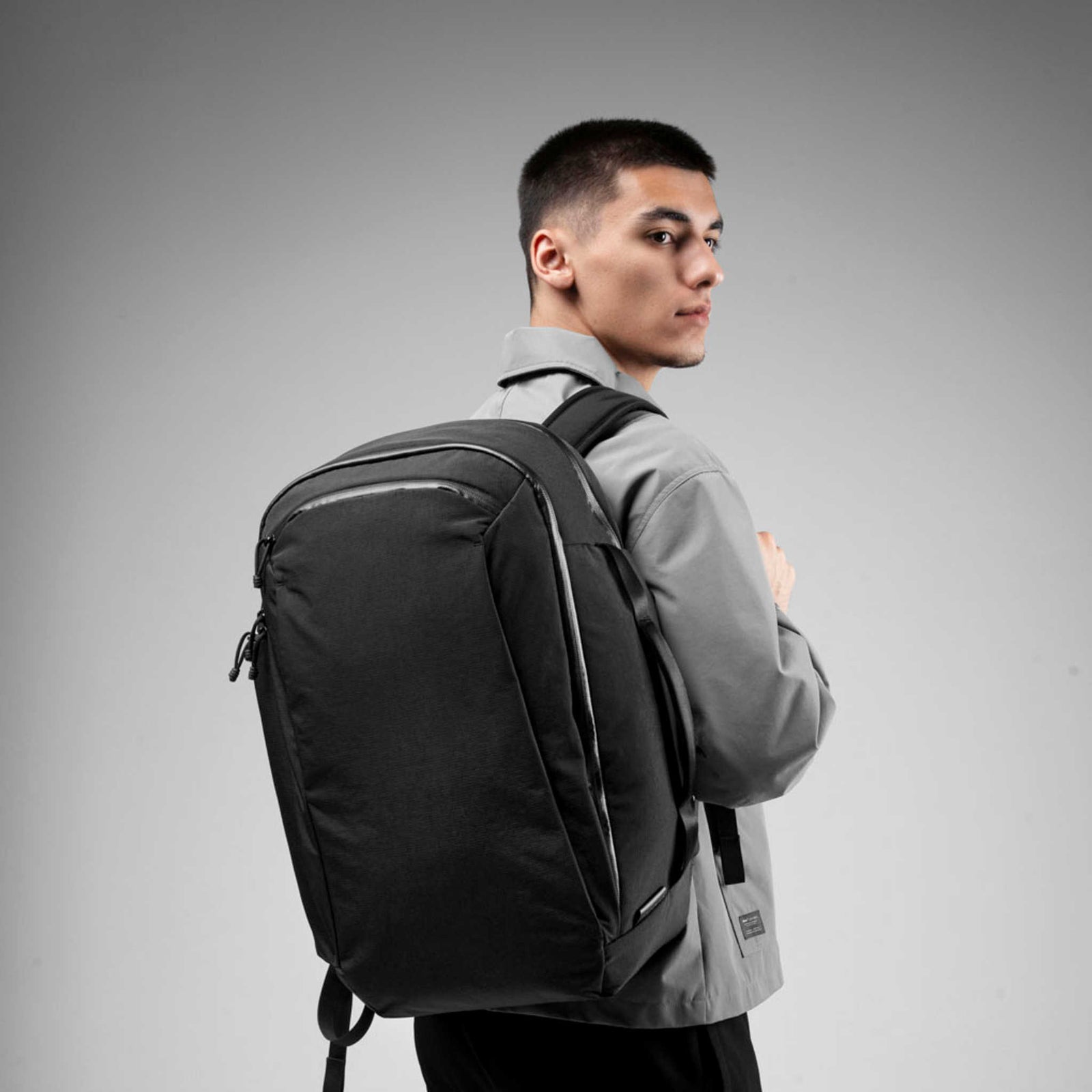 Traverse Backpack 38L Alpaka AA010900124 Backpacks 38L / Black Axoflux 400D Ripstop Nylon