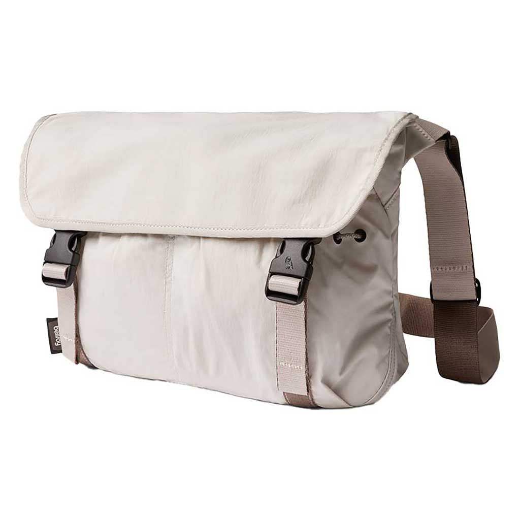Bellroy | Cinch Messenger | Lightweight Shoulder Bag | Oat