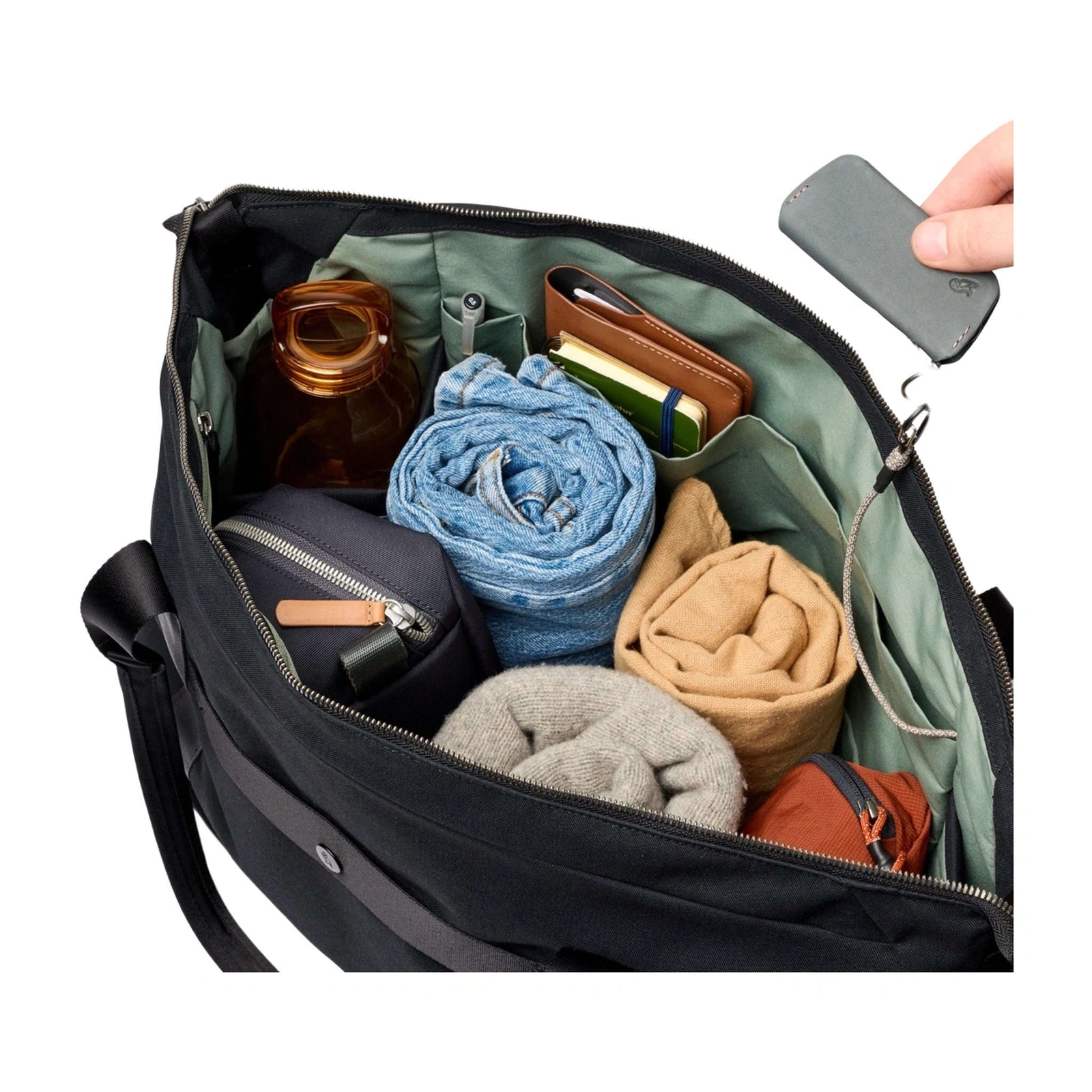 Classic Getaway Bag Bellroy BCGA-BLK-244 Tote Bags 28L / Black