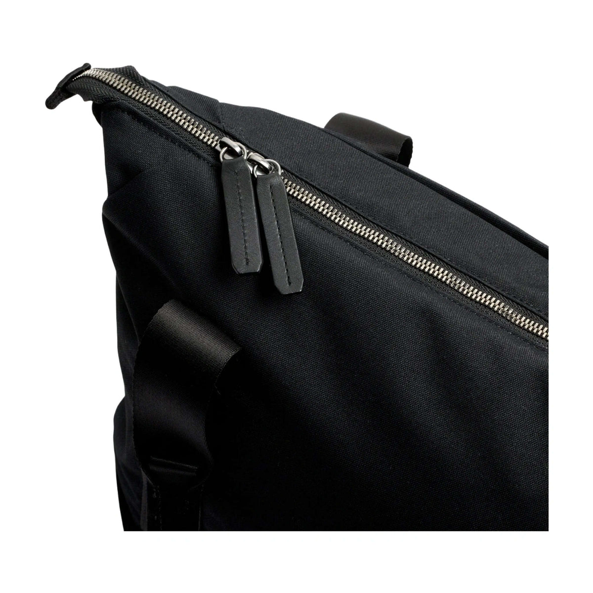 Classic Tote (Second Edition) Bellroy BCDA-BLK-244 Tote Bags 16L / Black