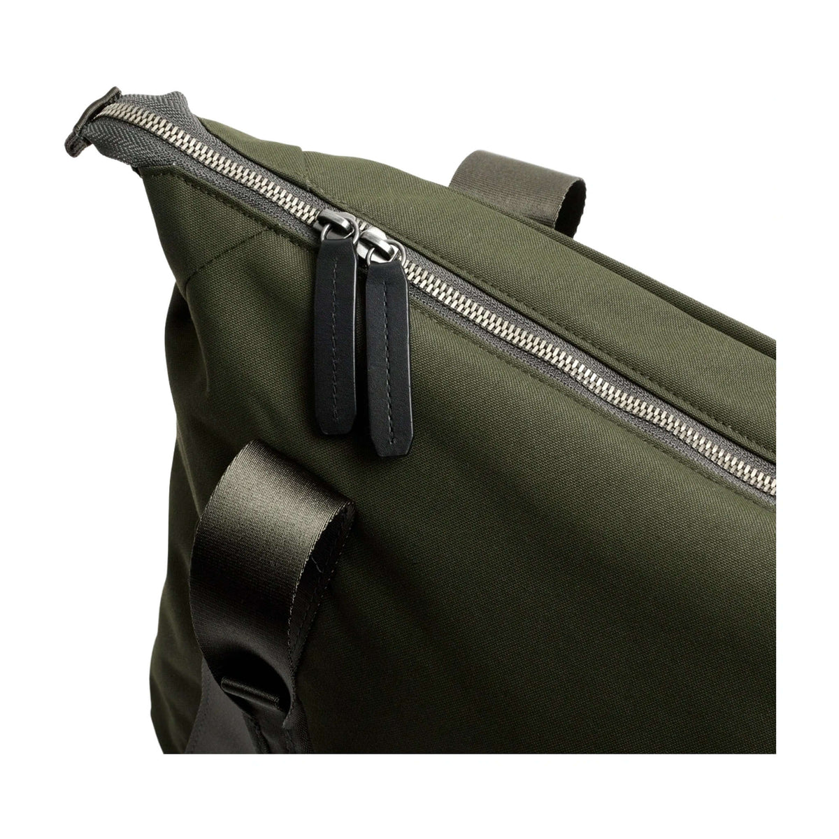 Classic Tote (Second Edition) Bellroy BCDA-OLI-244 Tote Bags 16L / Olive
