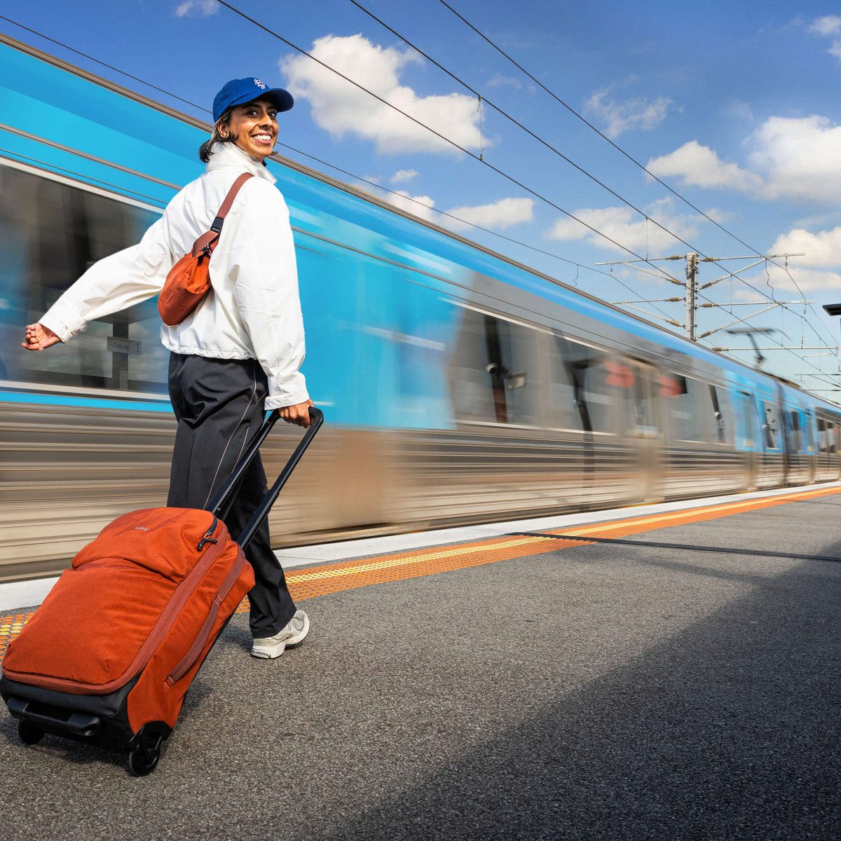 Lite Carry-On Bellroy LLCA-CLY-234 Suitcases & Luggage 38L / Clay