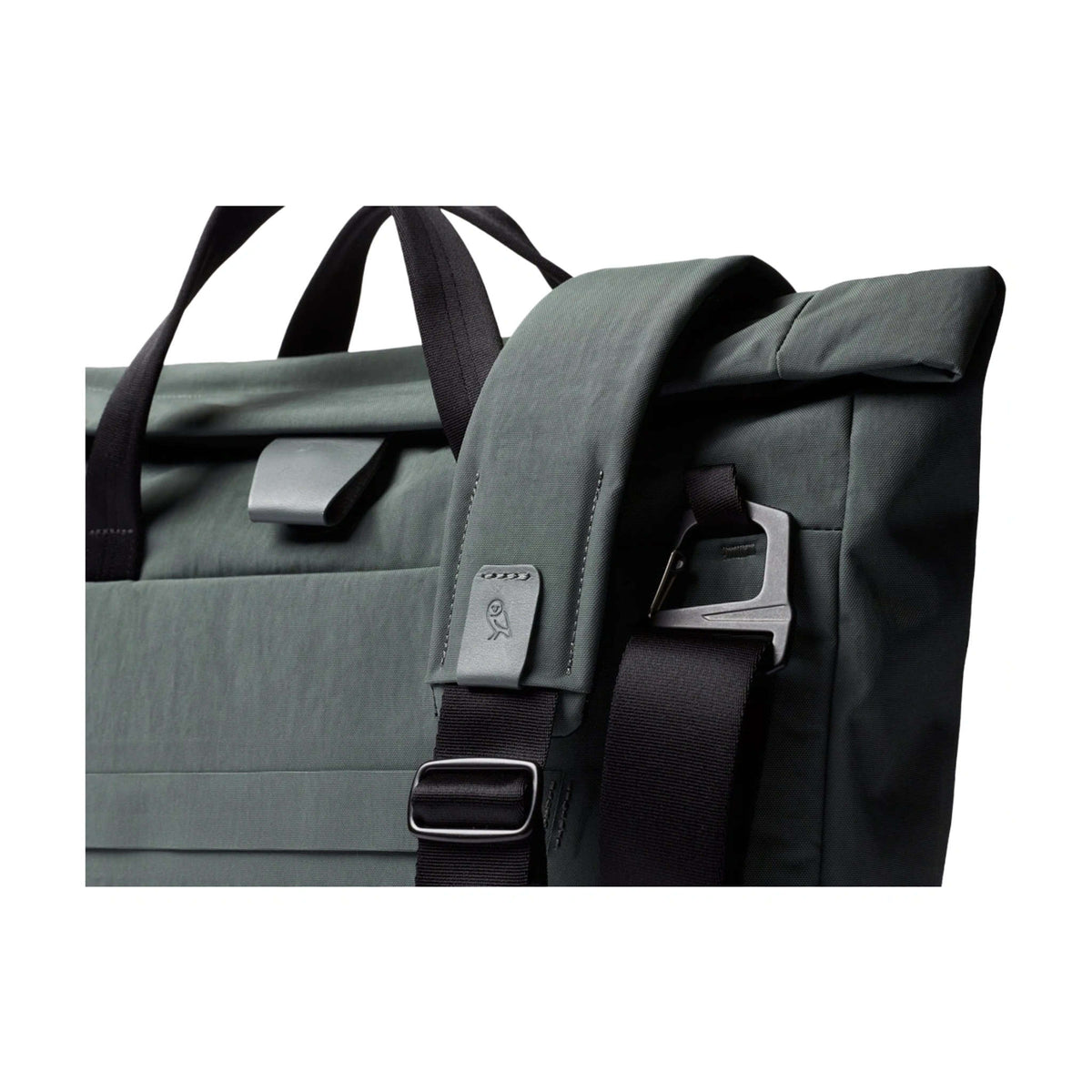 Tokyo Messenger Bag 14" Bellroy BTYA-EGD-213 Messenger Bags 14L / Everglade