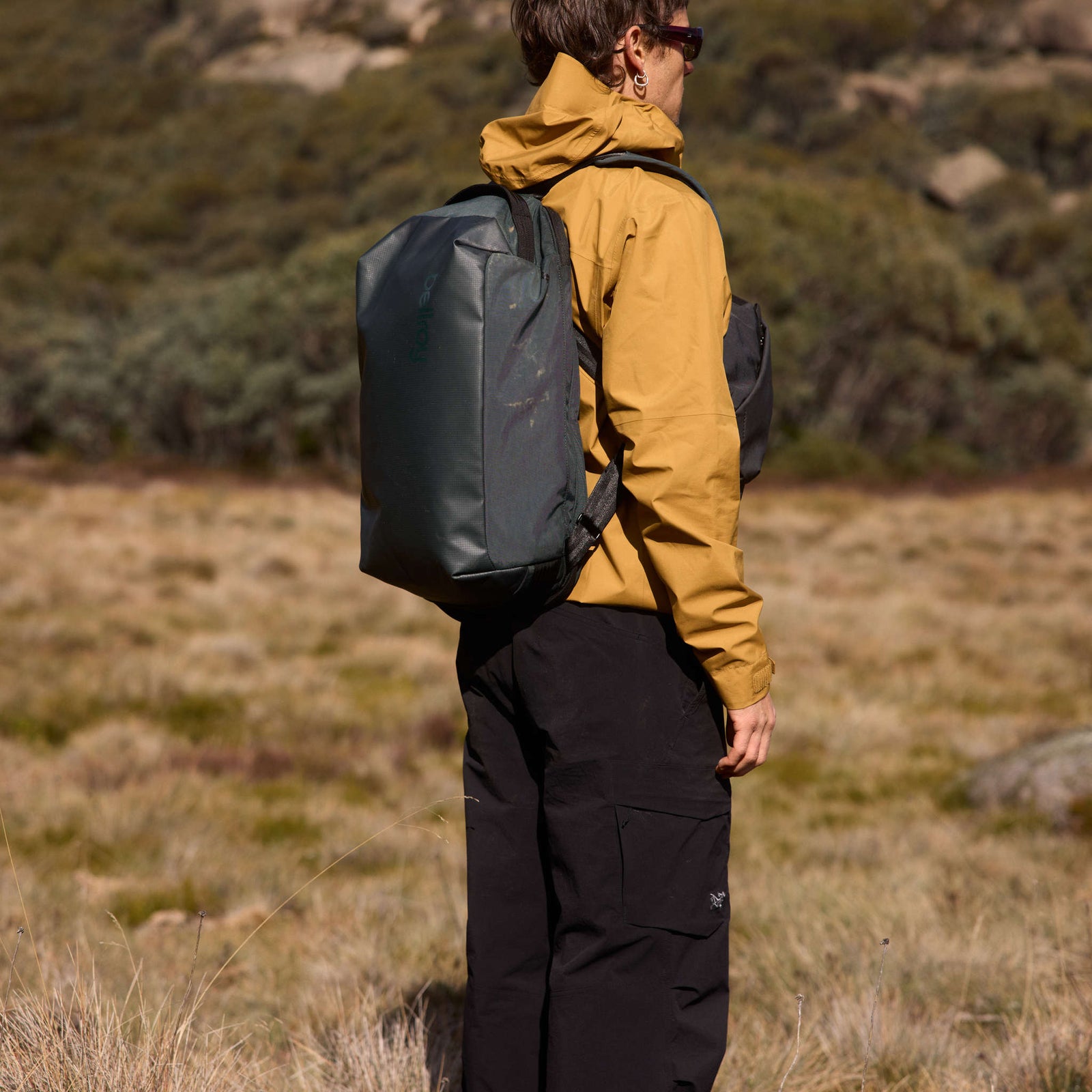 Venture Grab Pack Bellroy BVPA-BLK-246 Backpacks One Size / Black
