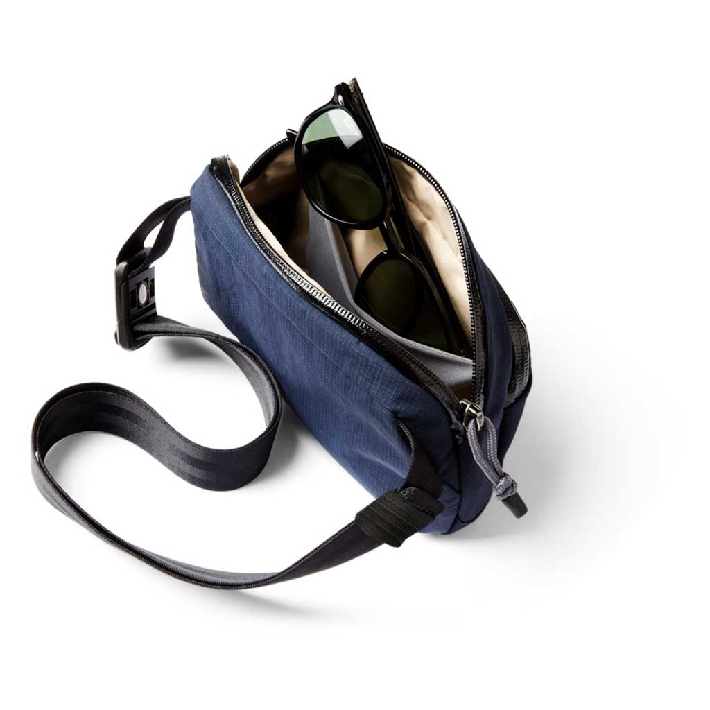 Venture Hip Pack Bellroy BHPA-NSK-218 Bumbags 1.5L / Nightsky