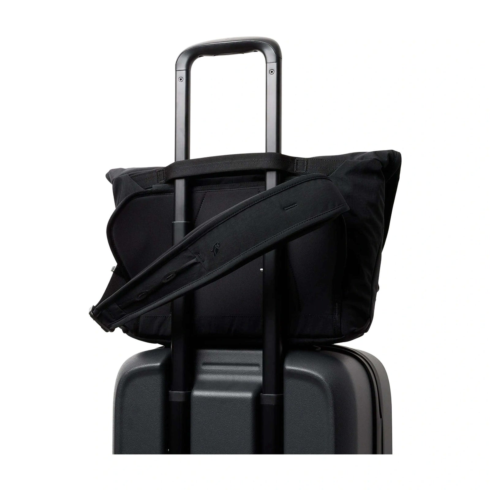 Venture Messenger 14" Bellroy BVYA-BLK-213 Messenger Bags 16L / Black