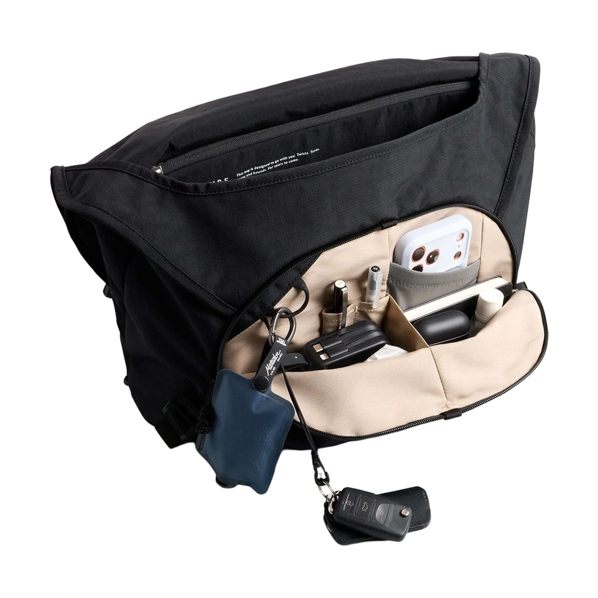 Venture Messenger 16" Bellroy BVYB-BLK-213 Messenger Bags 16L / Black