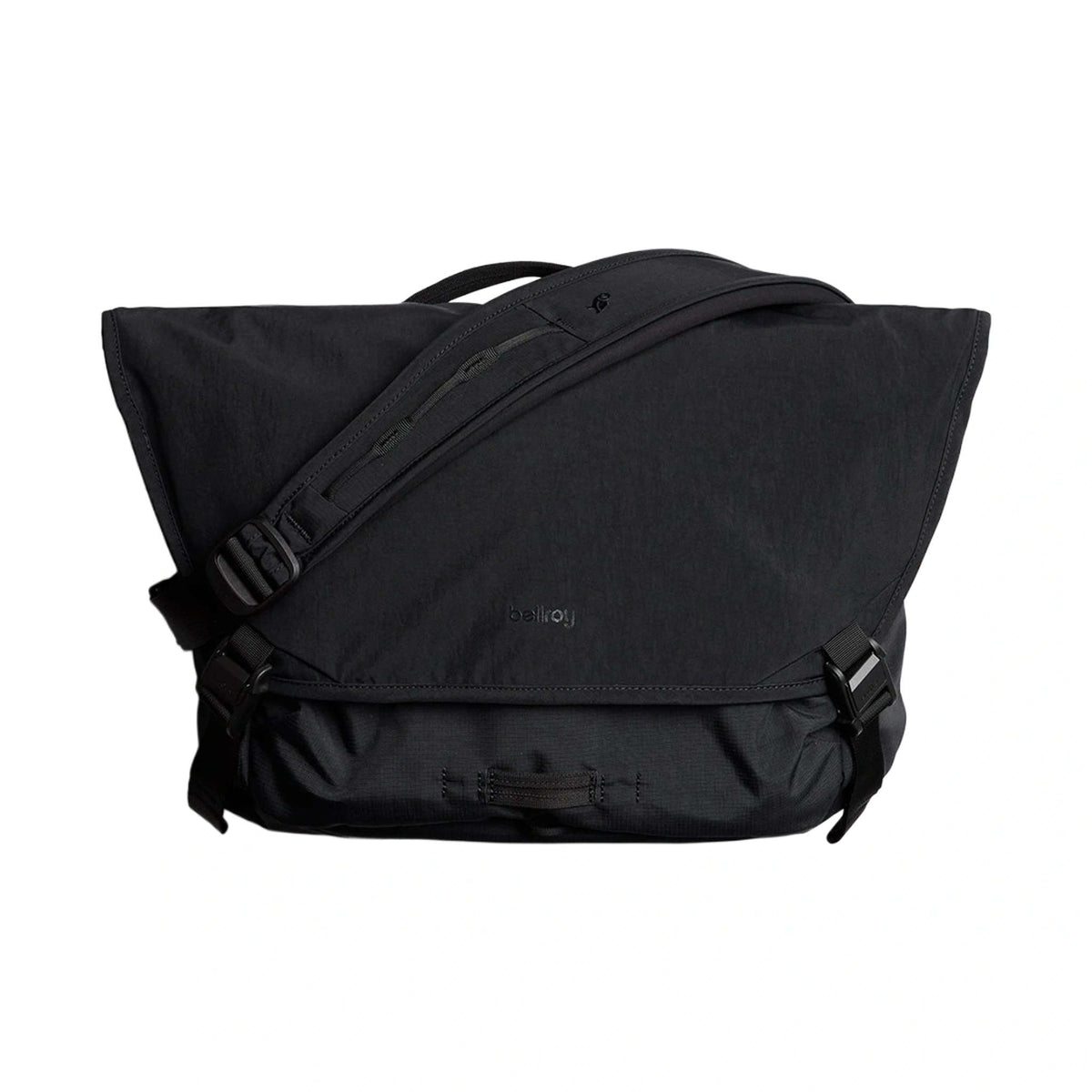 Venture Messenger 16" Bellroy BVYB-BLK-213 Messenger Bags 16L / Black