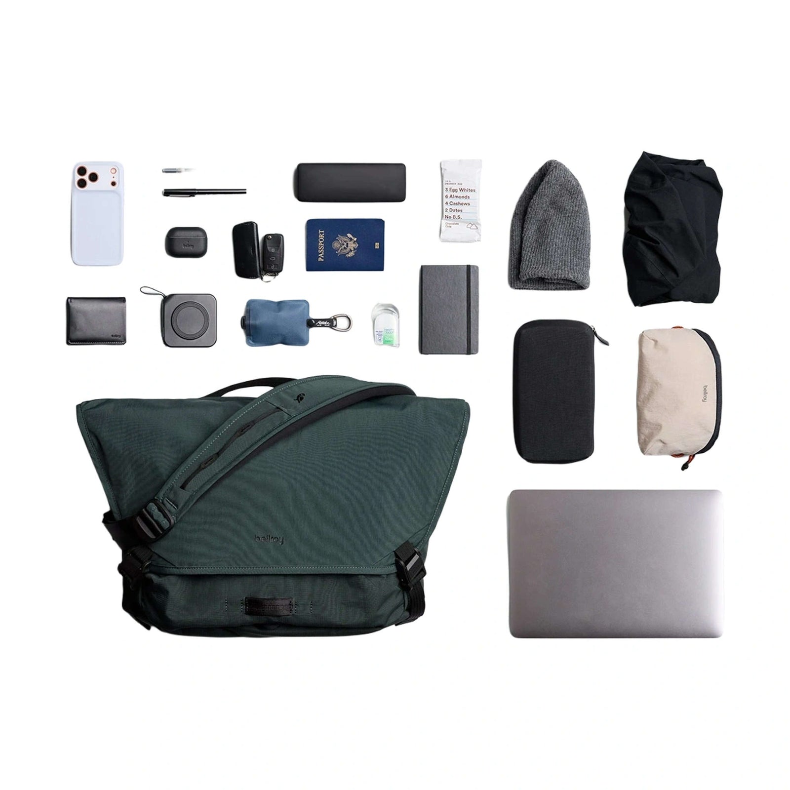 Venture Messenger 16" Bellroy BVYB-DON-213 Messenger Bags 16L / DeepOcean