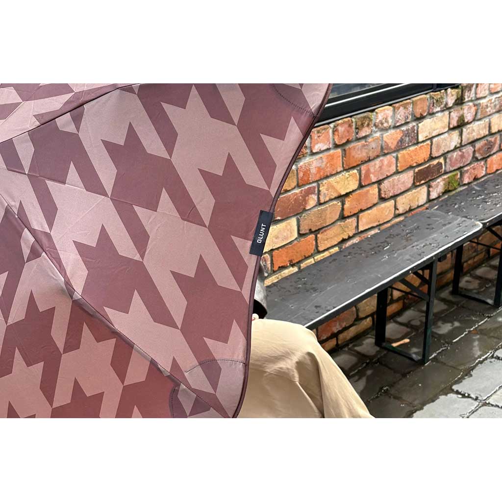BLUNT Classic | Special Edition Blunt Umbrellas CLACLUB Umbrellas One Size / Clubhouse Red