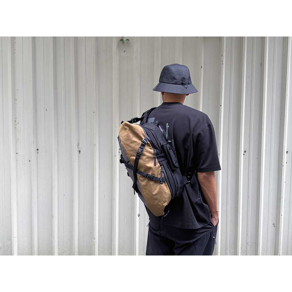 X-PAK EVO Sling Pack CODE OF BELL COFB-XPK2-DBK Backpacks 23L / Daybreak