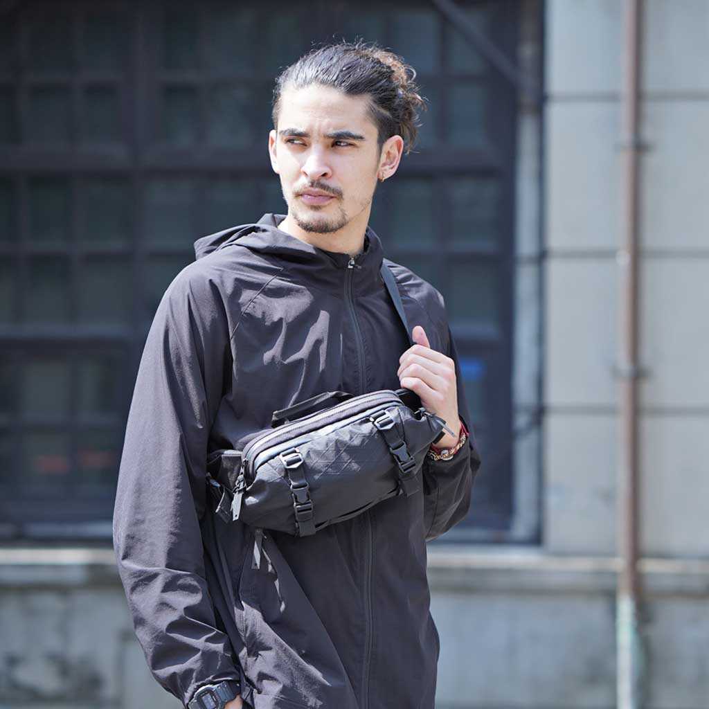 X-POD II Sling Pack CODE OF BELL COFB-XPD2-BLK Sling Bags 7L / Pitch Black