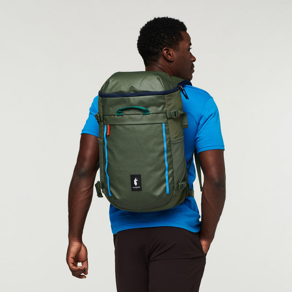 ctc store adventure day pack navy