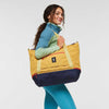 Viaje 35L Weekender Bag | Cada Día Cotopaxi V35-F23-AMBR Duffle Bags 35L / Amber