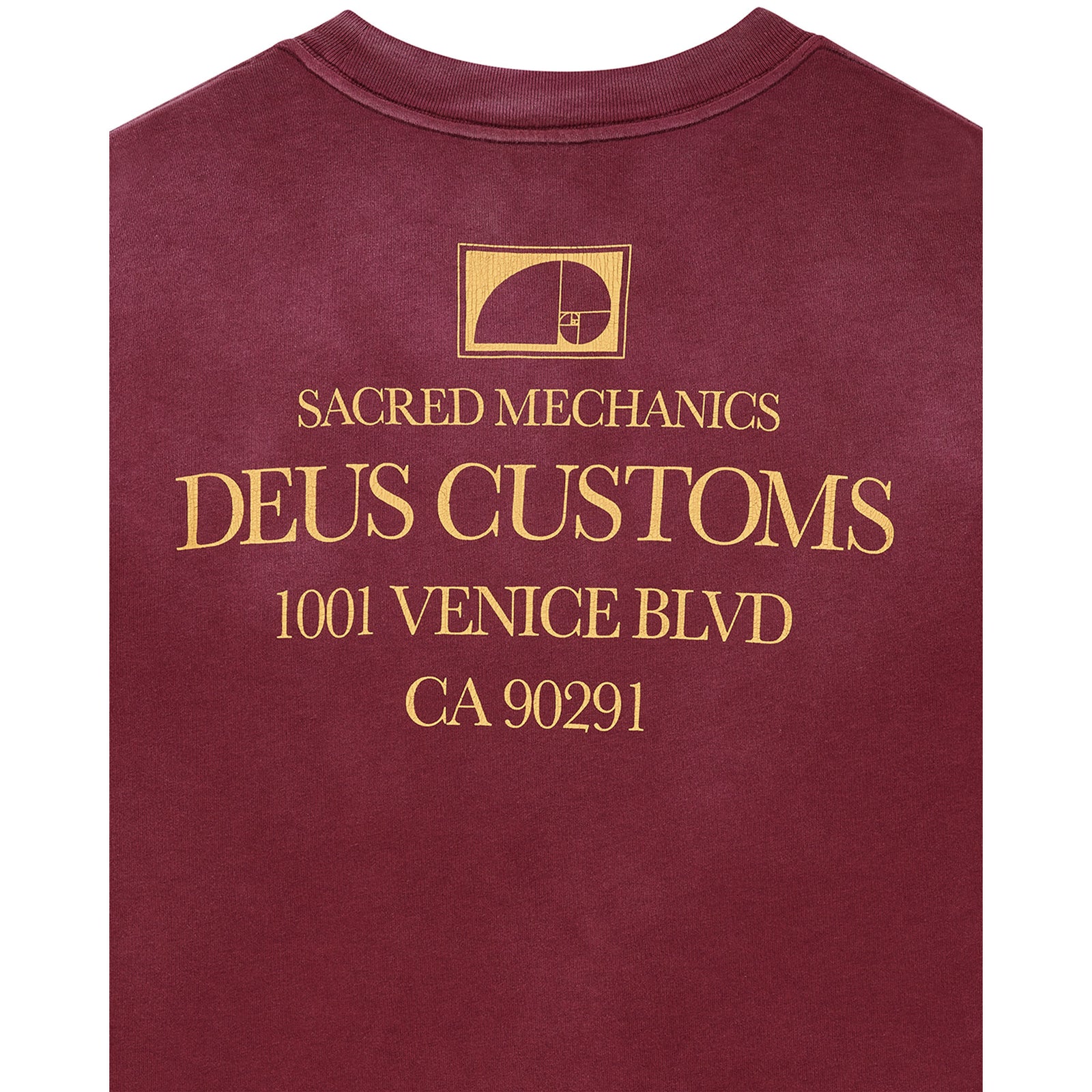 Perfect Ratio Tee | Men's Deus Ex Machina Men's Tees