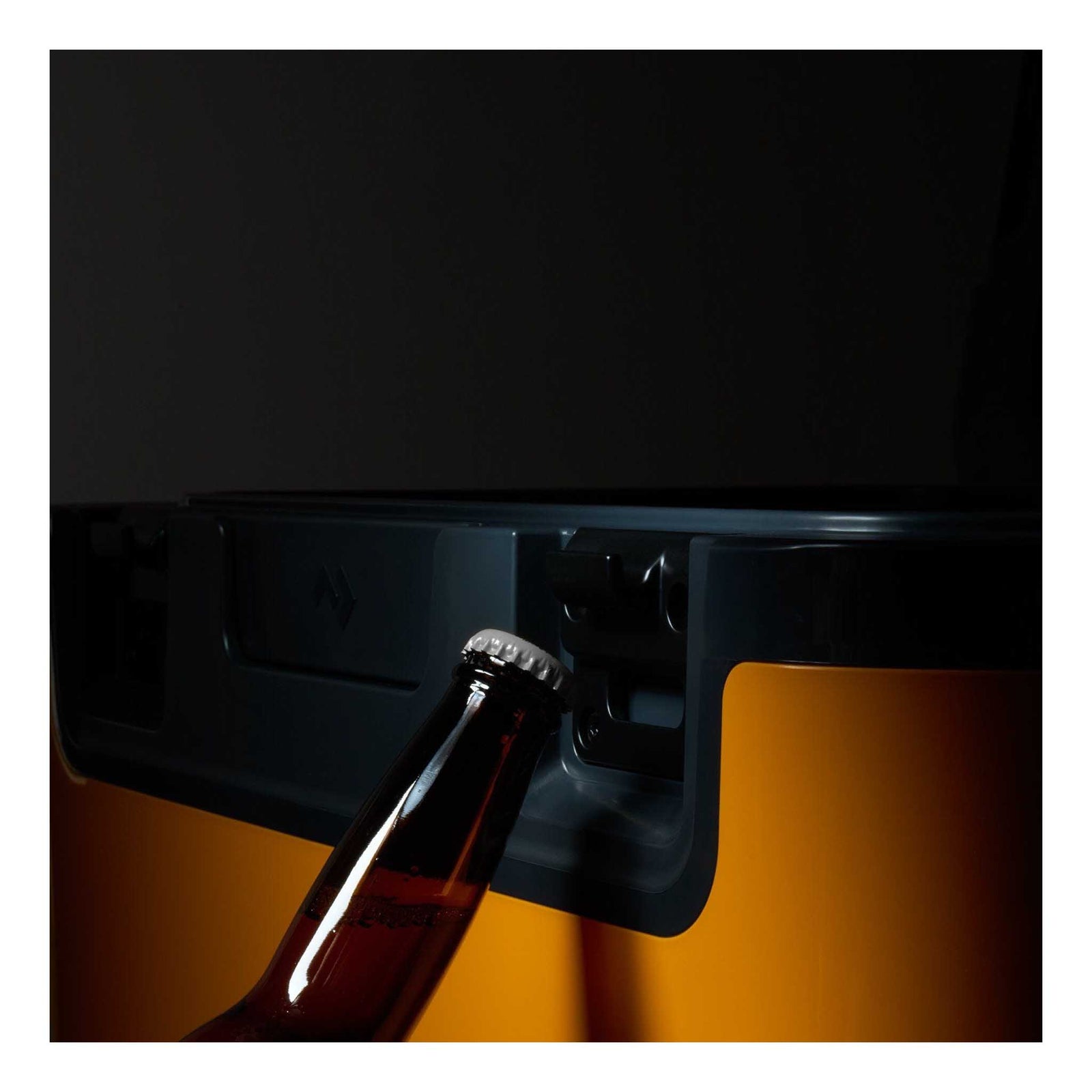 Recon | Hardside Cooler | 41L Dometic DOM402 Coolers 41L / Glow