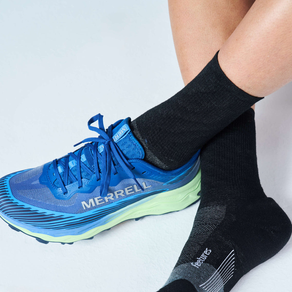 Merino 10 Max Cushion Mini Crew Feetures Unisex Socks