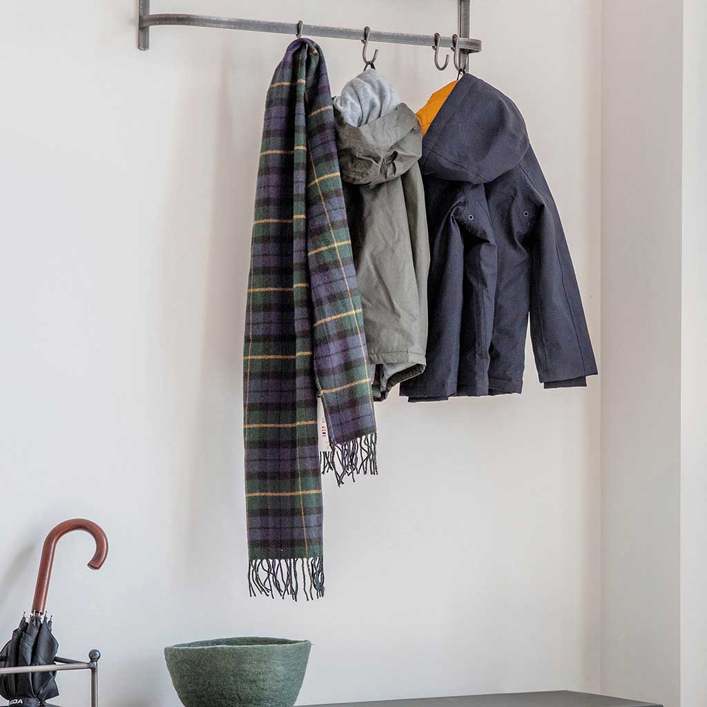 Garden Trading | Farringdon Luggage Rack | Wall Mounted Hallway Storage ...