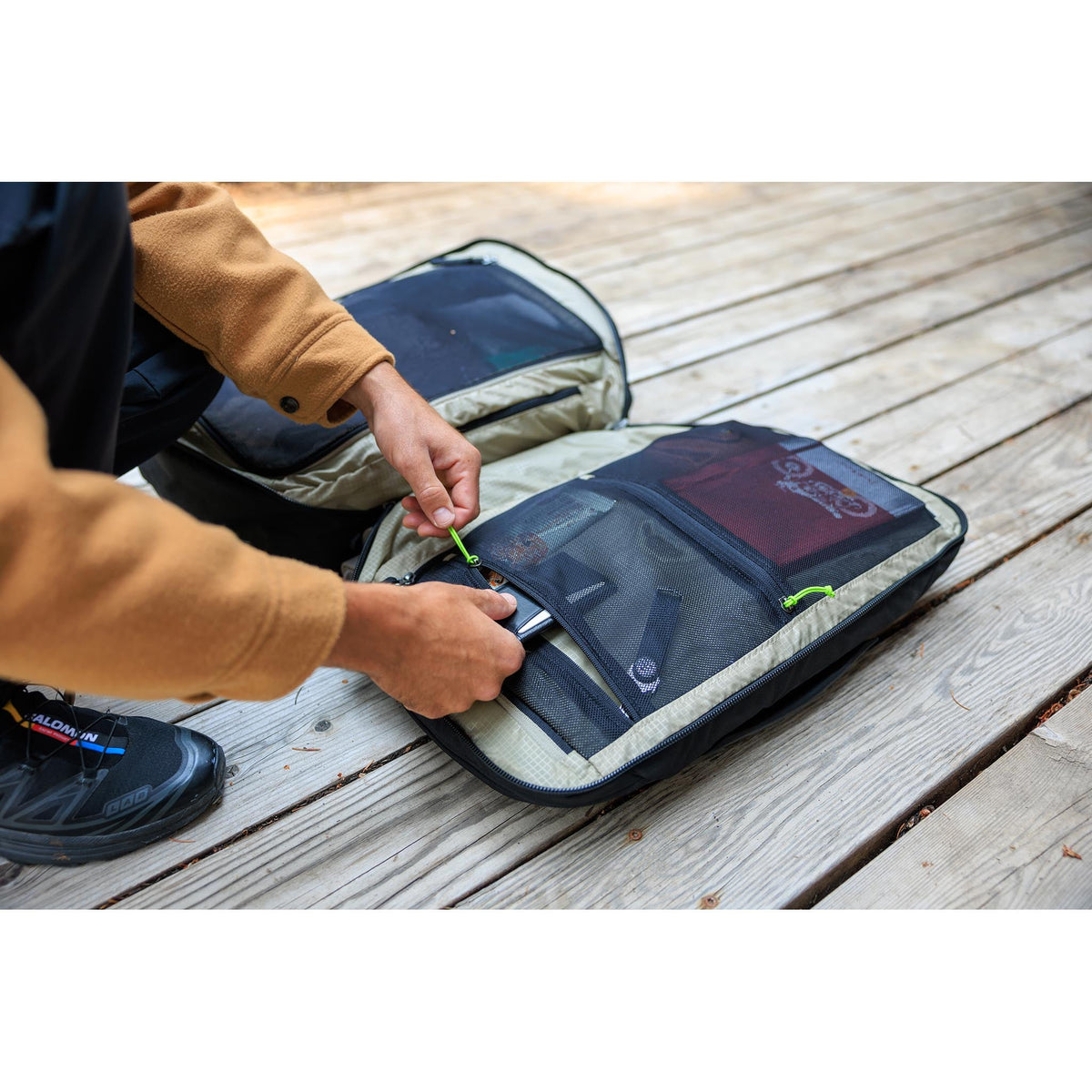 Border 30 Gregory 154919-A653 Backpacks 30L / Black Lichen