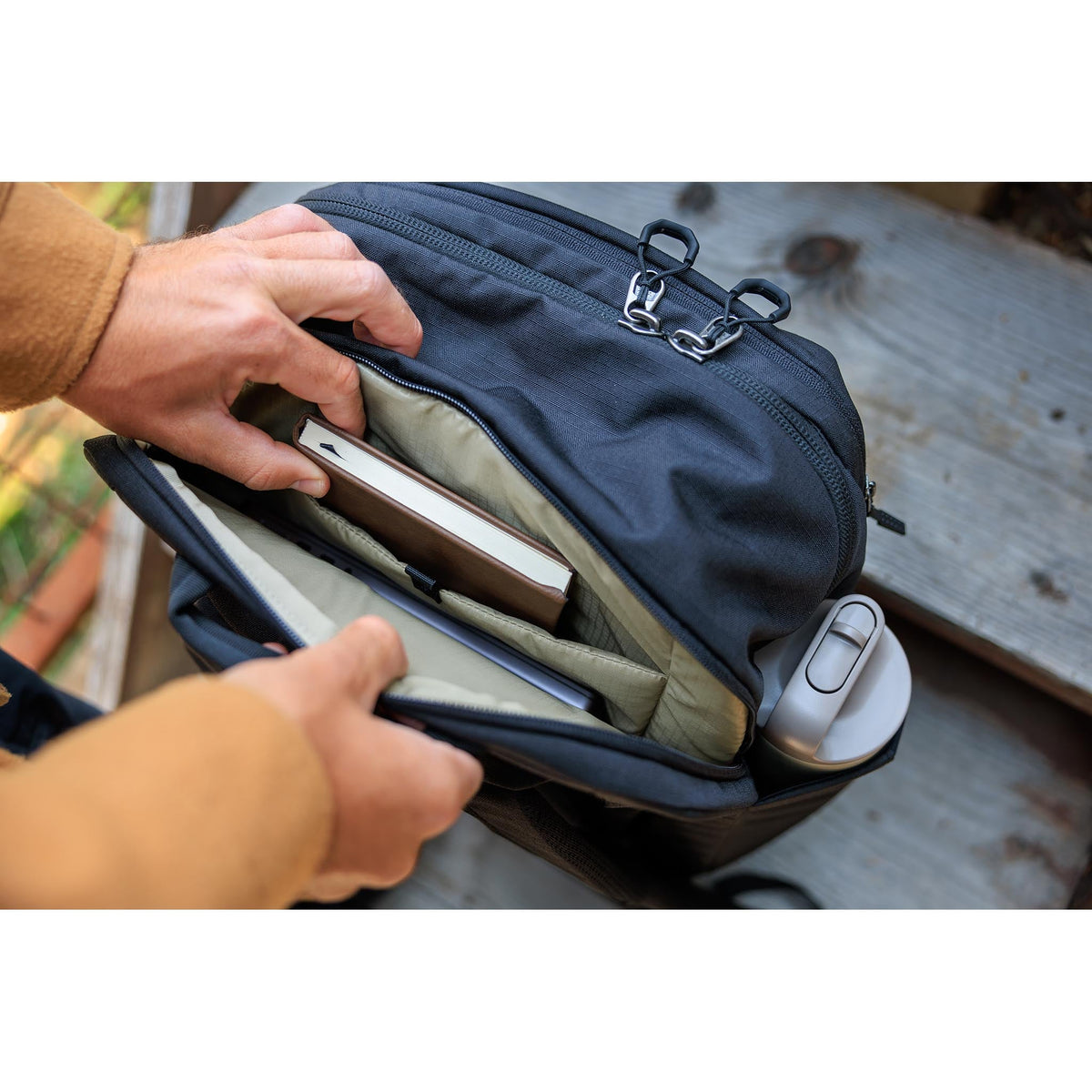 Border 30 Gregory 154919-A653 Backpacks 30L / Black Lichen