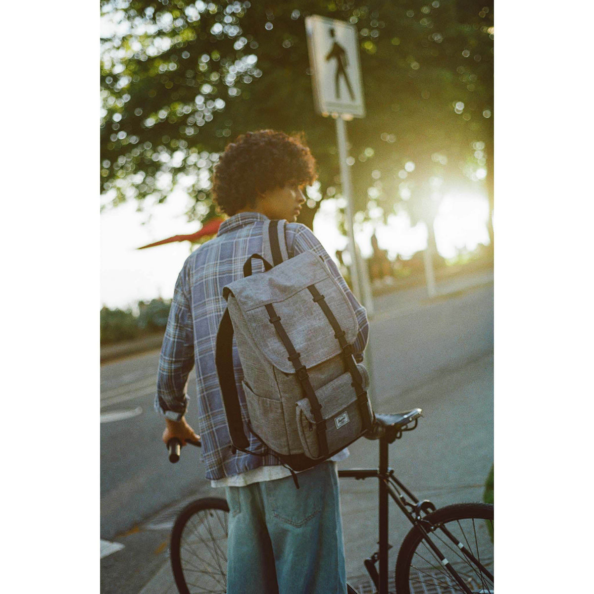 Herschel Little America Backpack Herschel Supply Co. 11390-00919-OS Backpacks 30L / Raven Crosshatch