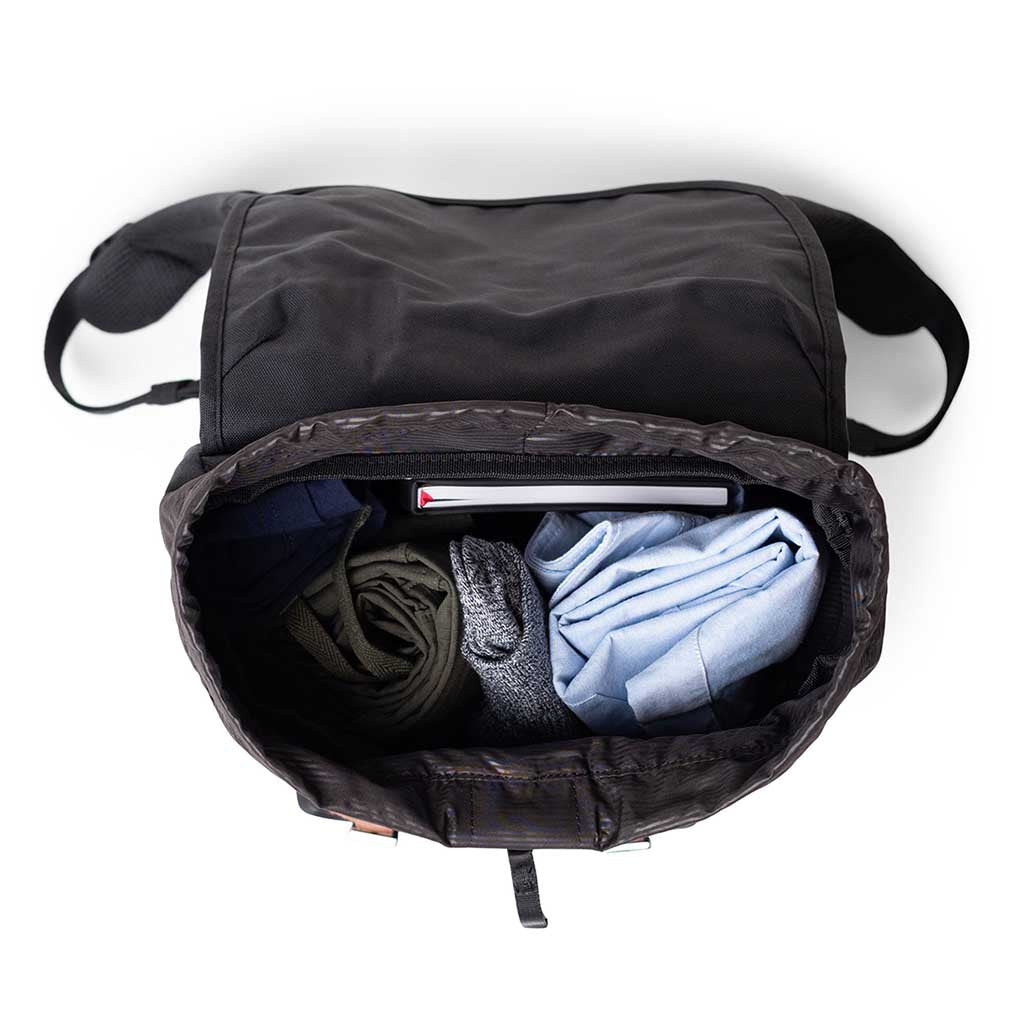 Herschel Little America Mid Backpack Herschel Supply Co. 11391-00001-OS Backpacks 21L / Black
