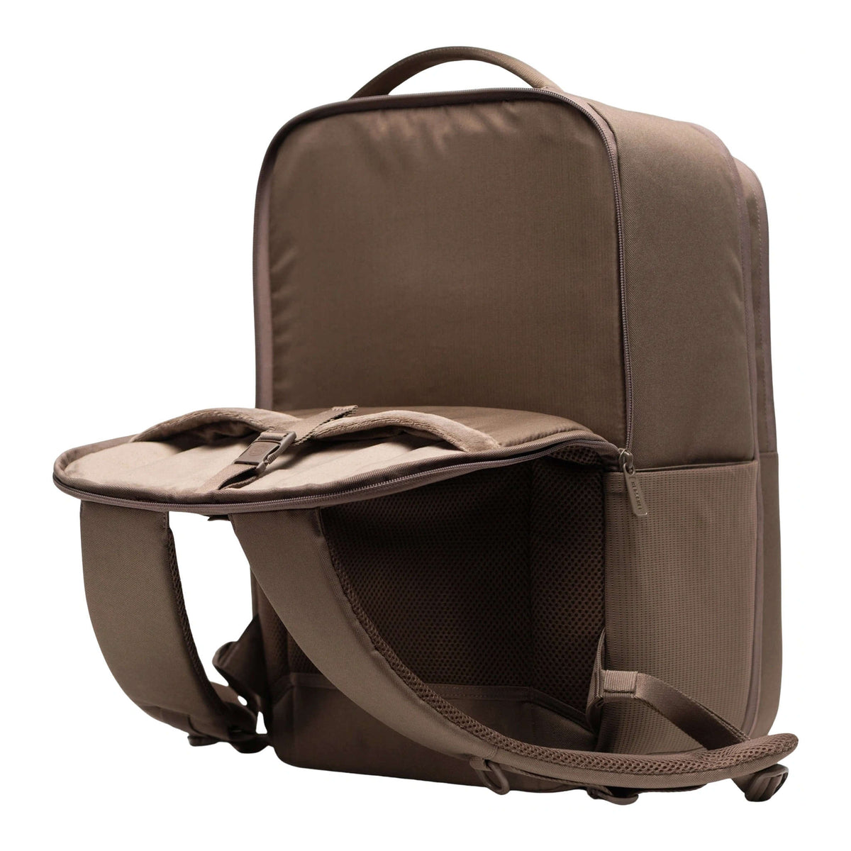 Kaslo Travel Backpack Tech Herschel Supply Co. 11656-07760-OS Backpacks 32L / Light Brown