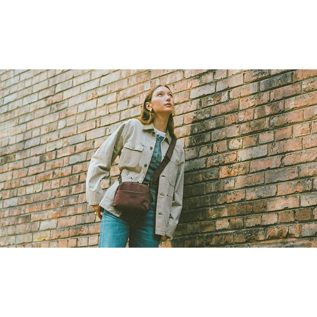 Yara Shoulder Bag Herschel Supply Co. 11494-00001-OS Crossbody Bags 9L / Black