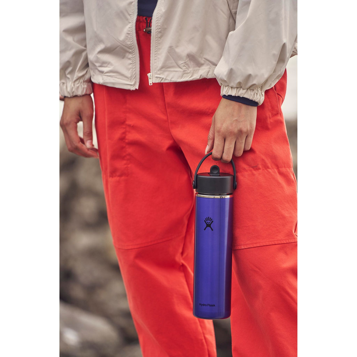 24 oz Lightweight w/ Flex Straw Cap Hydro Flask LW24LWFS392 Water Bottles 24 oz / Sapphire Blue