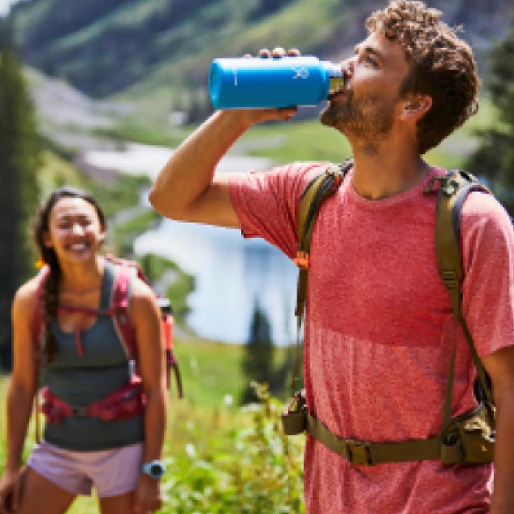 https://wildbounds.com/cdn/shop/files/hydro-flask-24-oz-standard-mouth-water-bottles-24-oz-pacific-s24sx415-35096338858151.jpg?v=1691065161