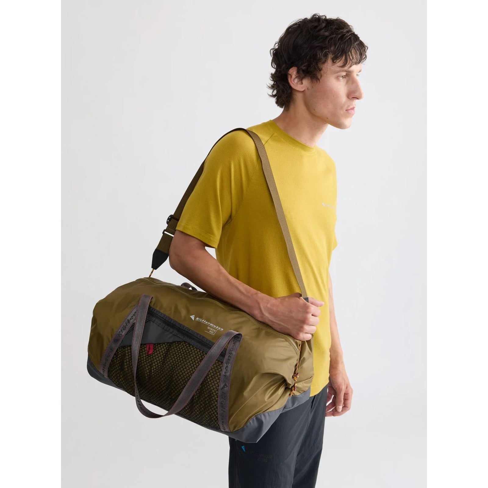 Mimer Dufflebag 40L Klättermusen 10459_279-OZ Duffle Bags 40L / Cloud Berry