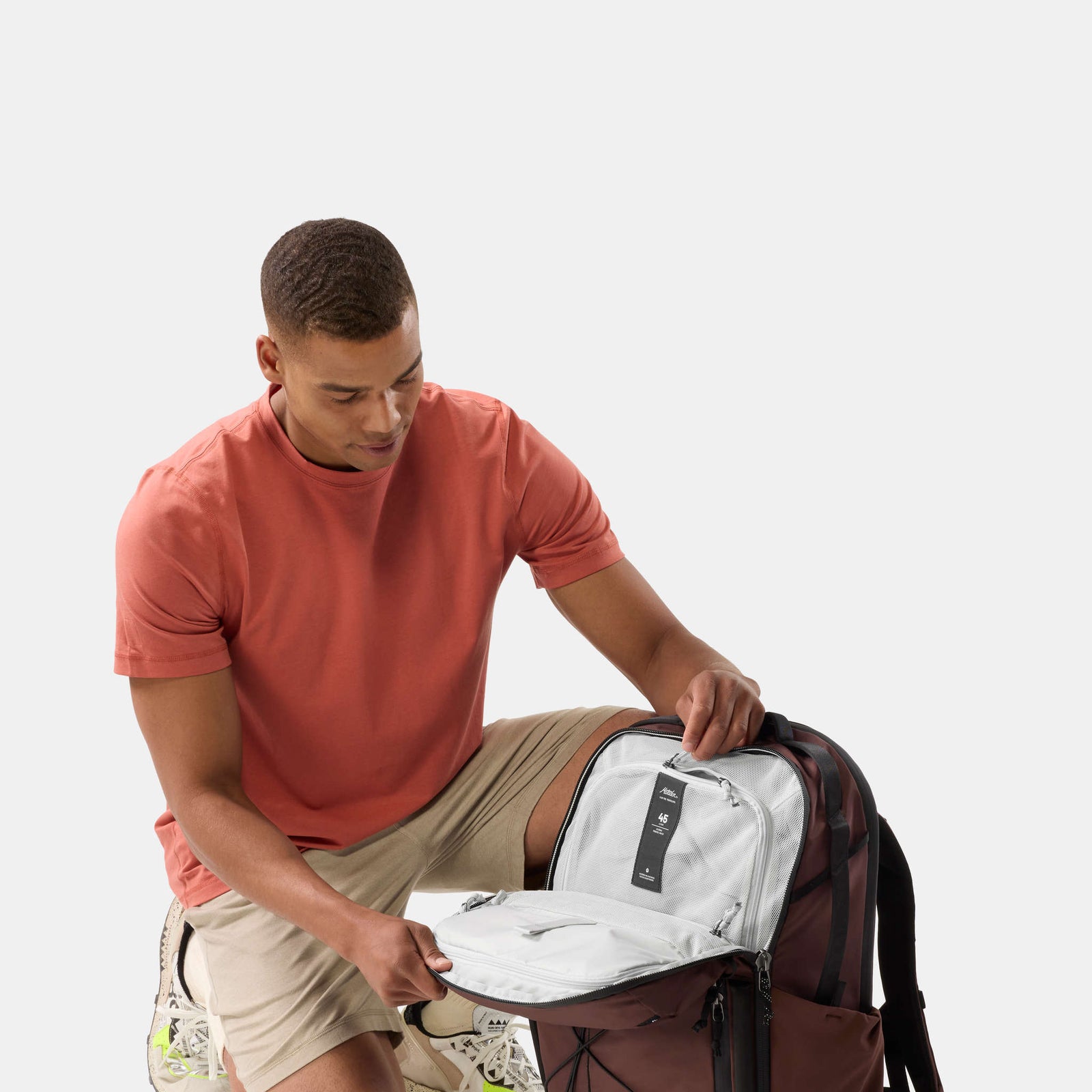 45L Global Travel Pack Matador MATGTP45001R Backpacks 45L / Garnet
