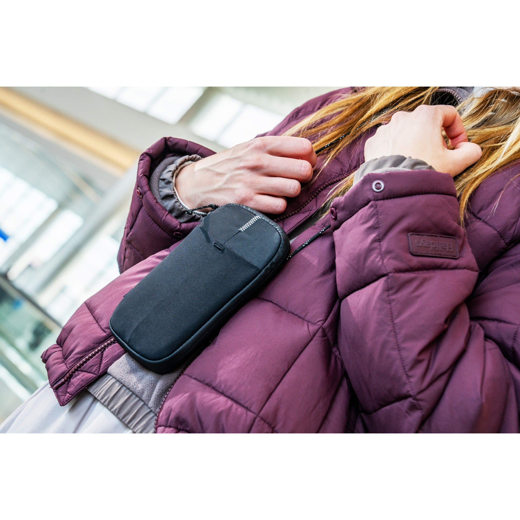 Matador | Global Travel Stash | RFID Travel Organiser | Black