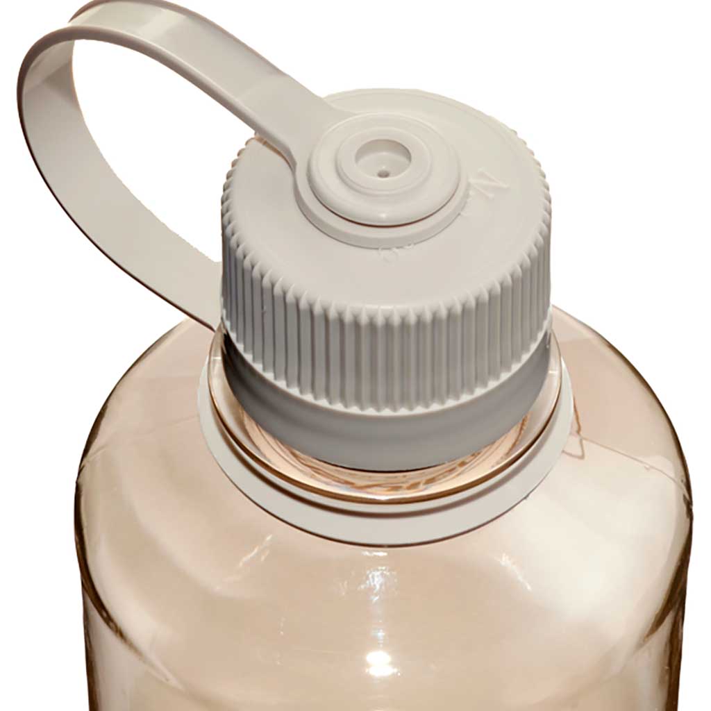 Nalgene | 500ml Narrow Mouth Tritan Sustain | Cotton Monochrome ...