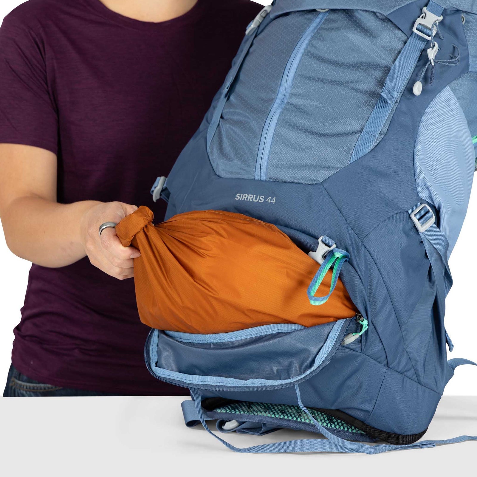 Sirrus 44 | Women's Osprey 10007525 Backpacks 44L / Sevres Blue