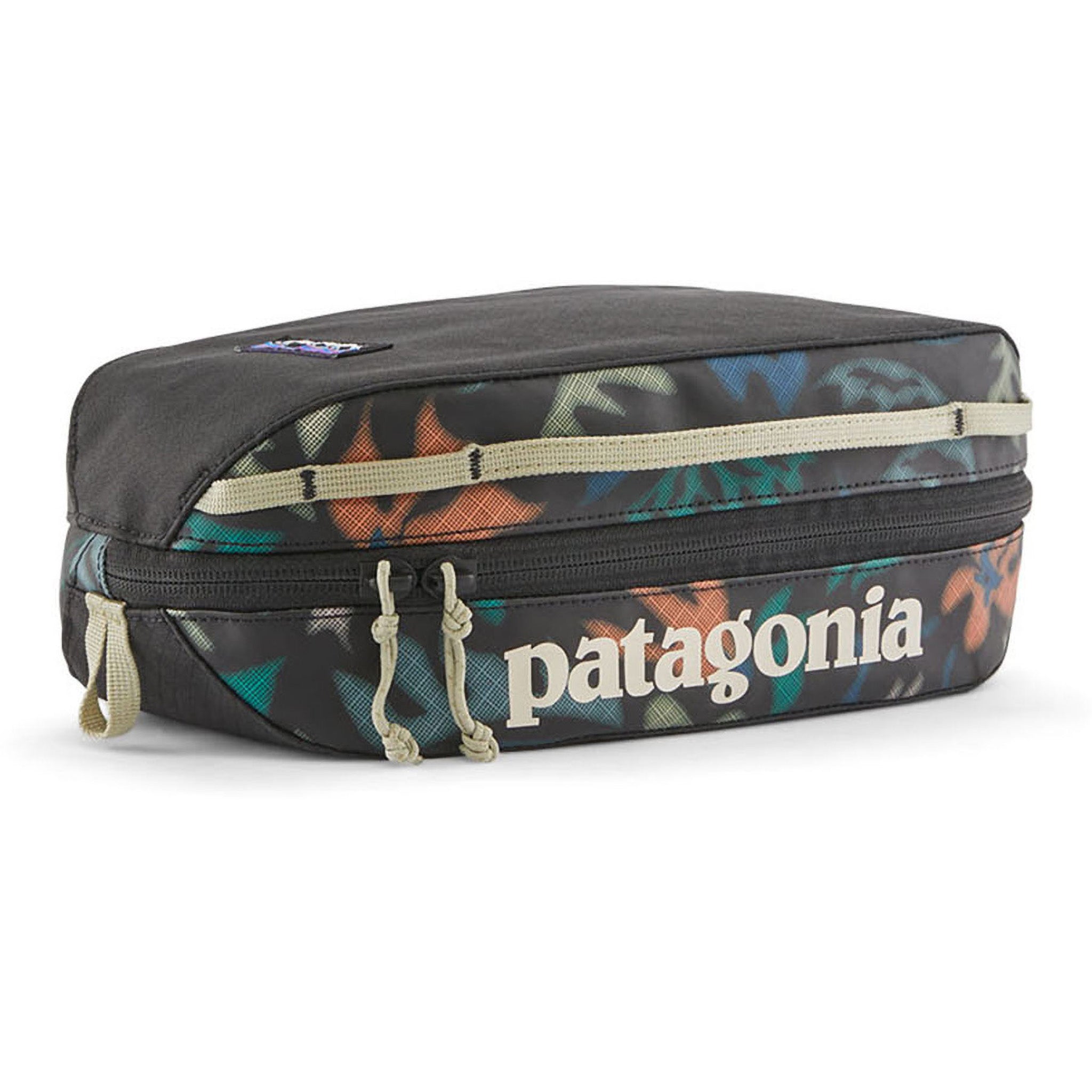 patagonia black hole 3l cube High Country Outfitters This cube is perfect as a dopp kit or small organizer with its 3 Patagonia, Black Hole Cube 3L