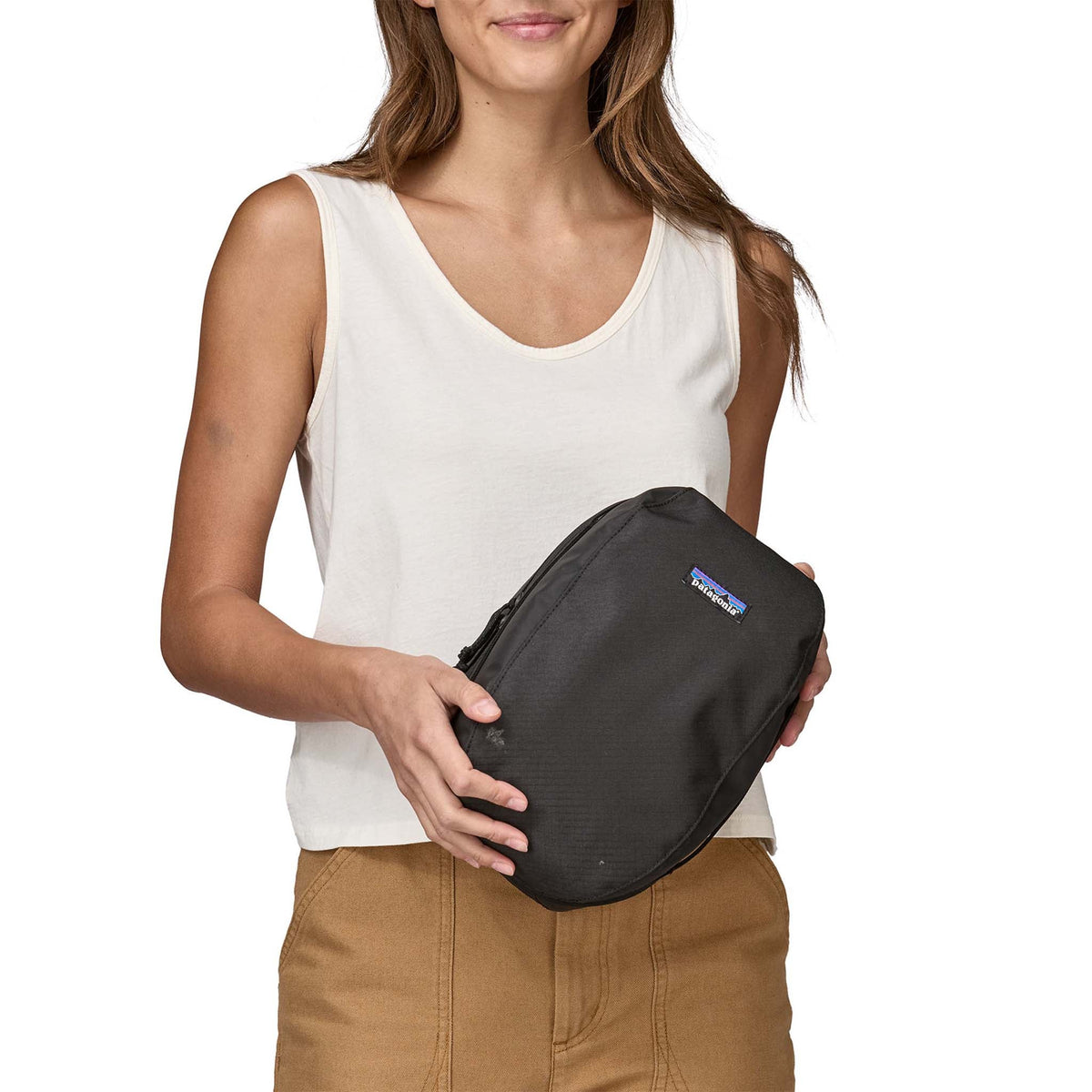 Patagonia | Black Hole Cube 6L | Packing Cube | Peach Sherbet