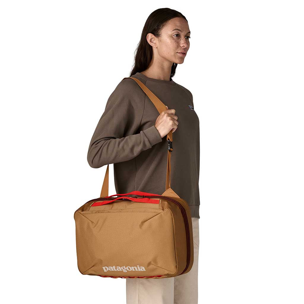 patagonia transport backpack brown Patagonia | Black Hole Micro MLC | Cabin Bag | Talon Gold