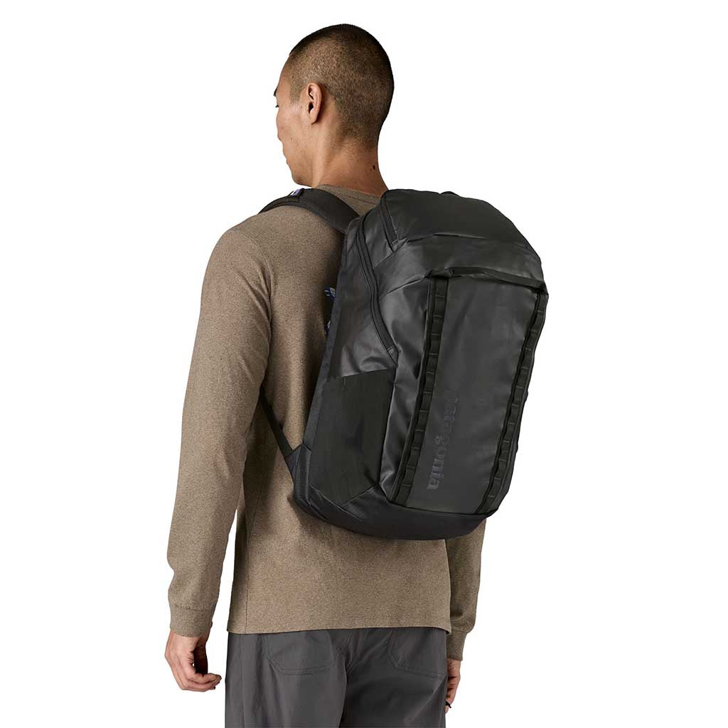 patagonia backpack ruins clothes Patagonia | Black Hole Pack 32L | Everyday Backpack | Black/Black