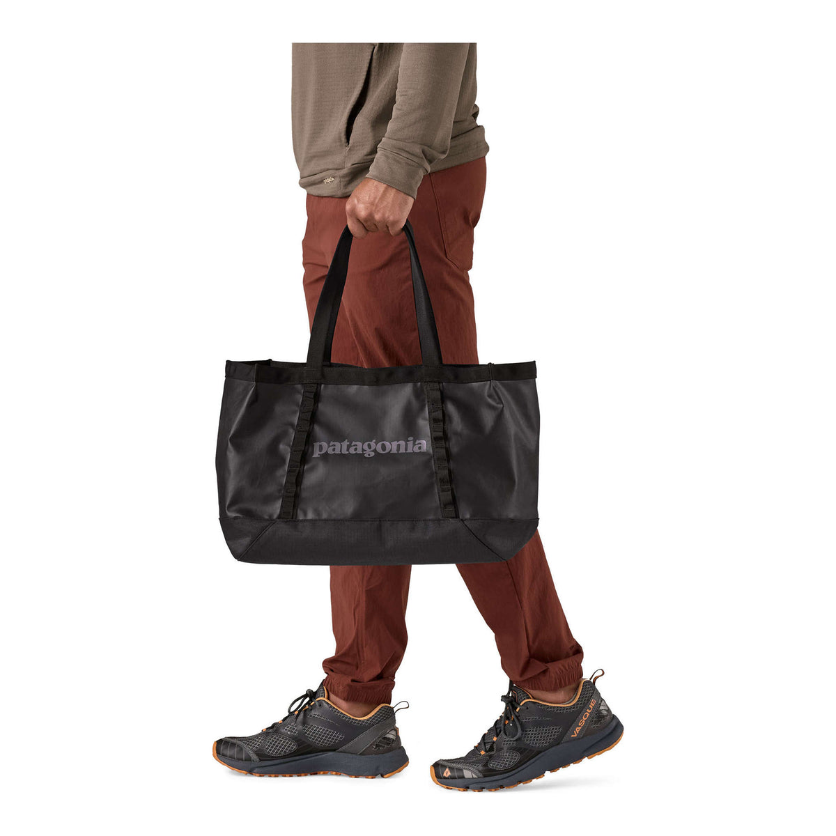 Black Hole Tote 25L Patagonia 49032-BOB-ALL Tote Bags One Size / Black w/Black